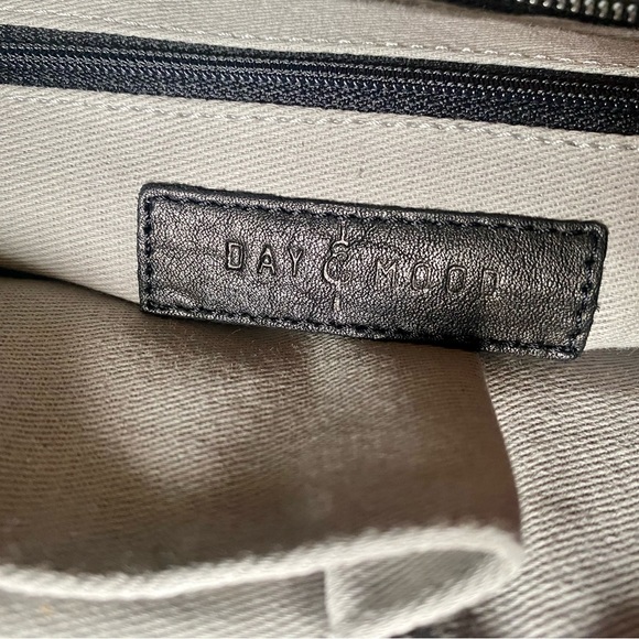 Day & Mood Genuine Black leather bag - Picture 5 of 5